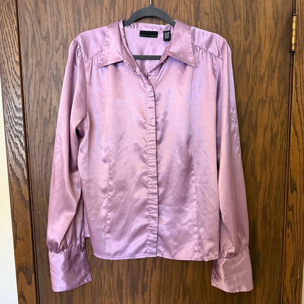 3 for $15 Apostrophe Lilac Satin Button Down Blouse Purple Blouse Lavender
